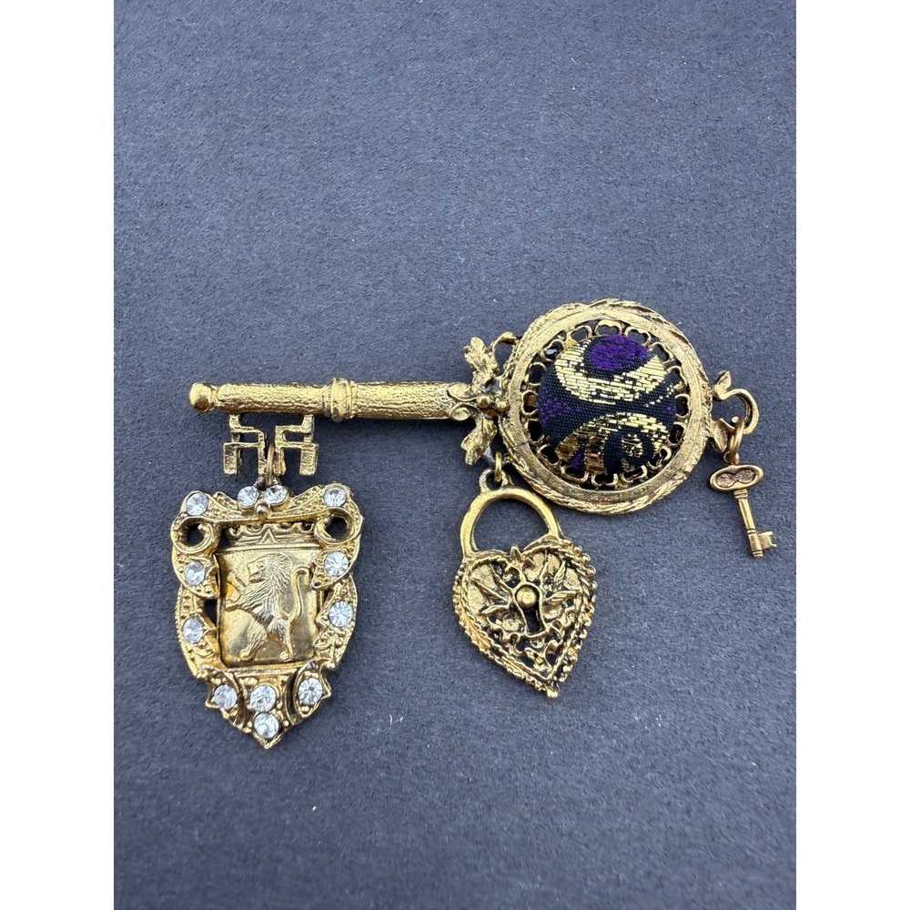 Vintage Brooch Heraldic Key Charm Crest Lock Purple Fabric Retro 80s